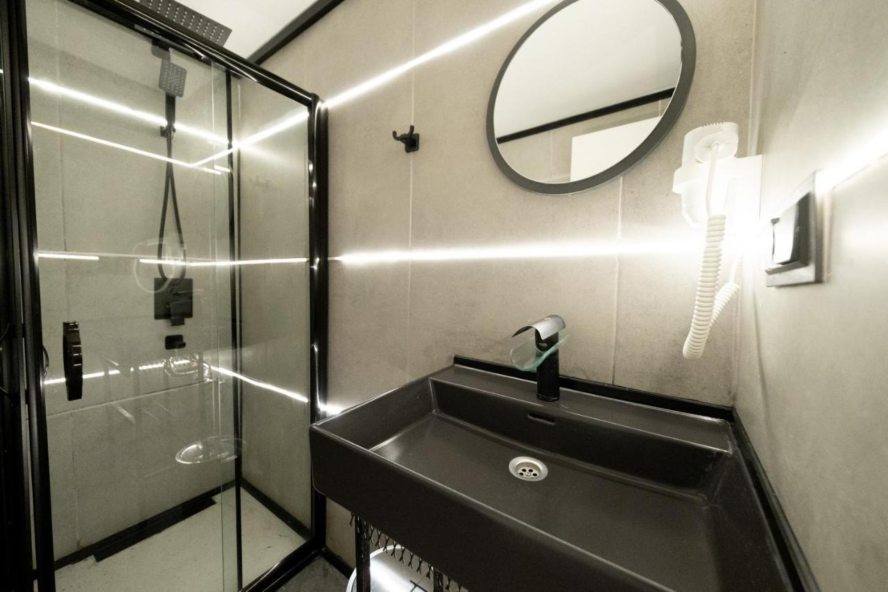 اسطنبول Frame Hotel & Suites المظهر الخارجي الصورة